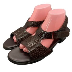 SAS San Antonio Shoemakers Suntimer Sandals Brown Croc Print Leather Comfort 10N
